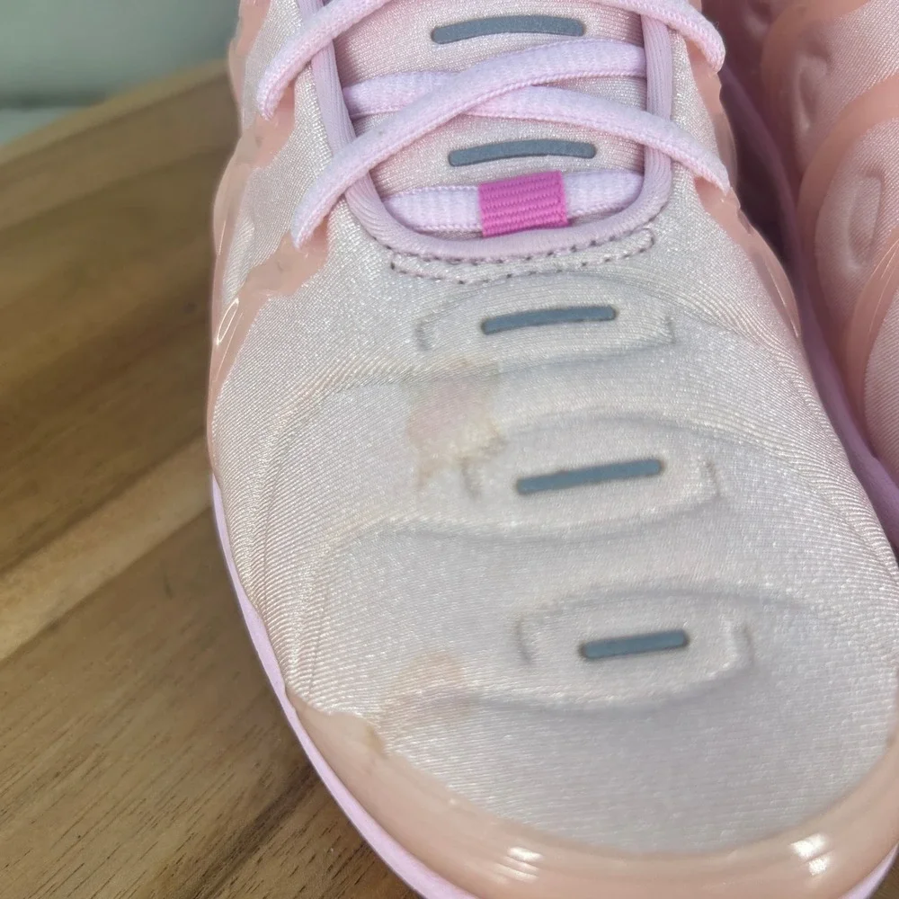 Nike Air Vapormax Plus Pink Foam Womens Running Shoes FZ3614-686 Size 7.5